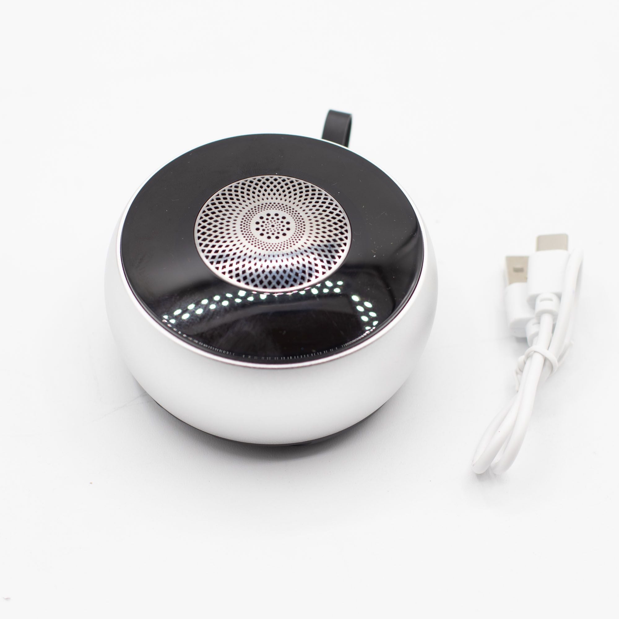 SIlver Mandela Lighting Effect Mini Speaker
