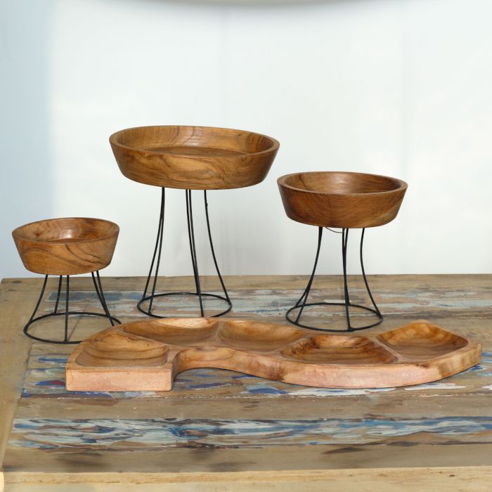 Set aus 3 erhöhten Teakschalen