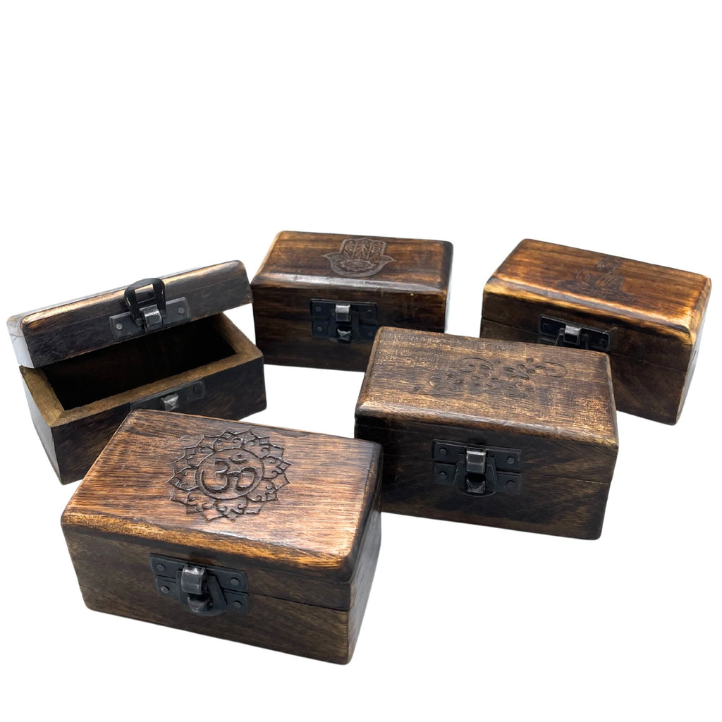 Wooden Pill Box 9x5x4cm - Carved Designs