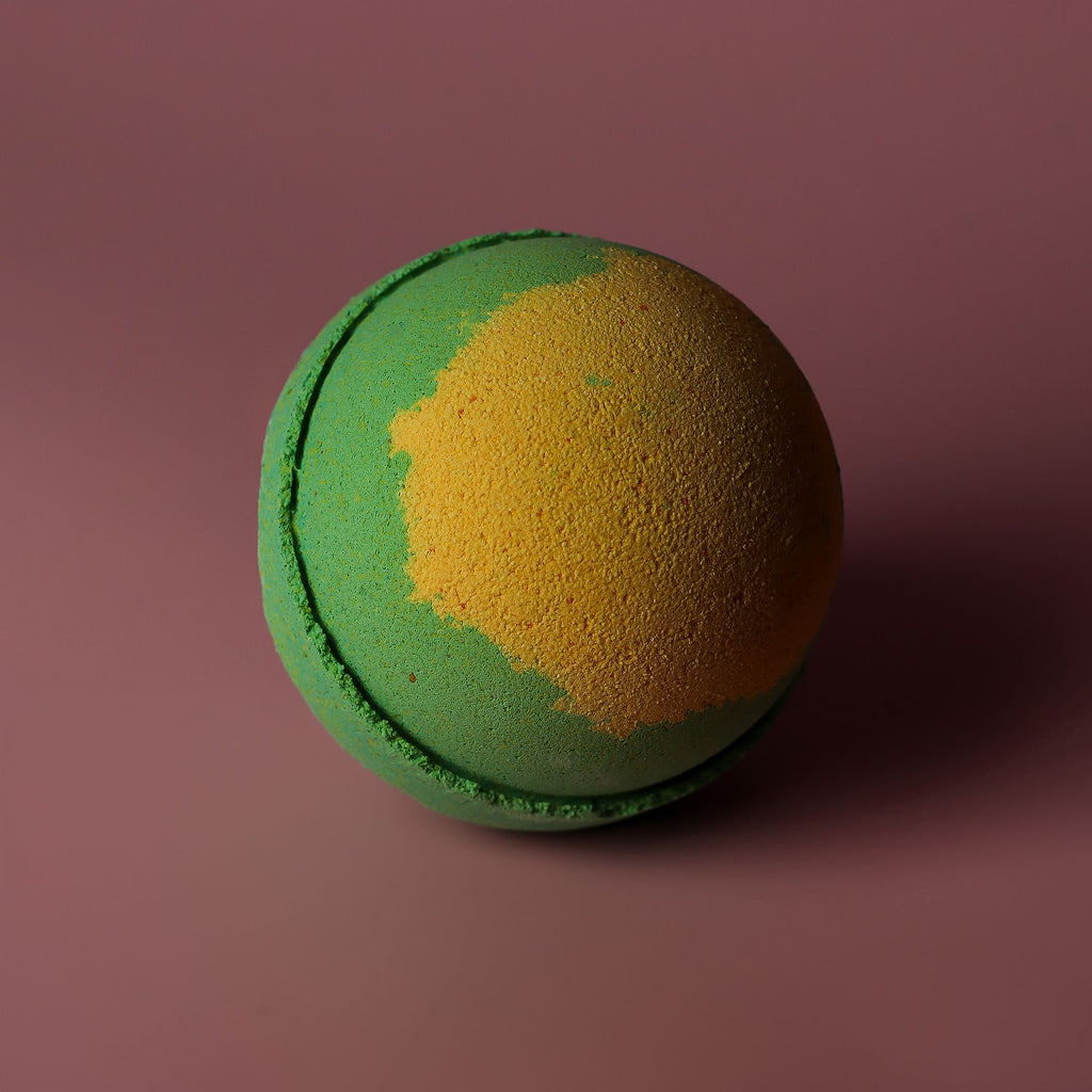Apple Pie & Custard Bath Bomb